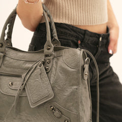 Borsa It Girl Grande – Grigio Scuro