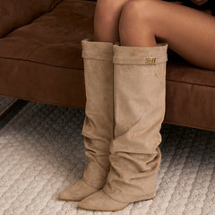Stivali al Ginocchio Lavista Slouchy in Camoscio – Beige