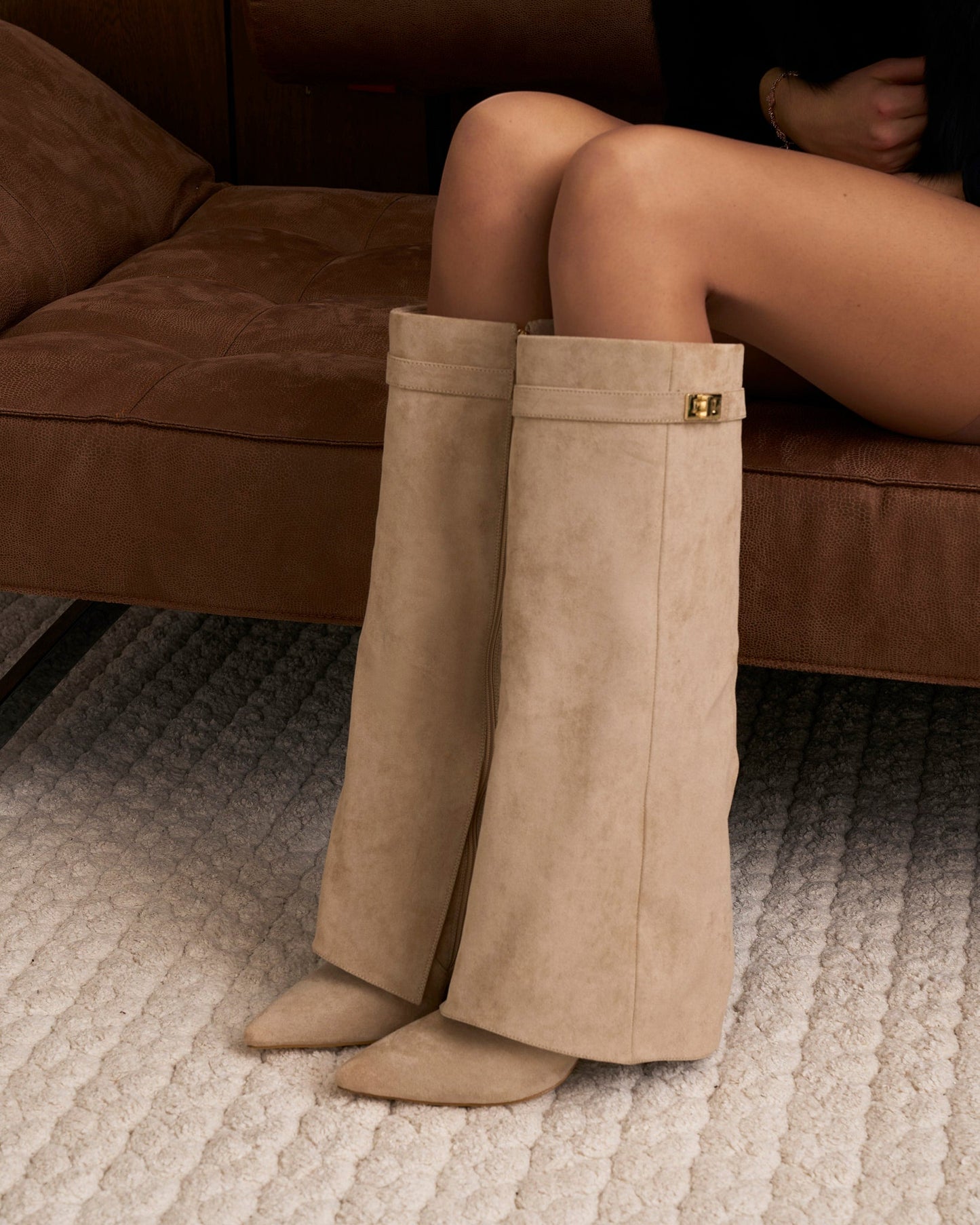 Stivali al Ginocchio Lavista in Camoscio – Beige