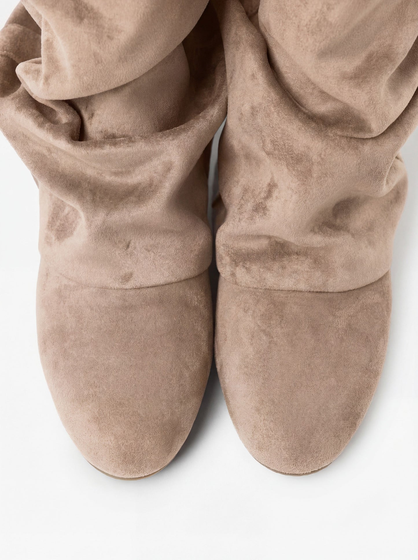 Stivali Emilia Slouchy in Camoscio – Beige