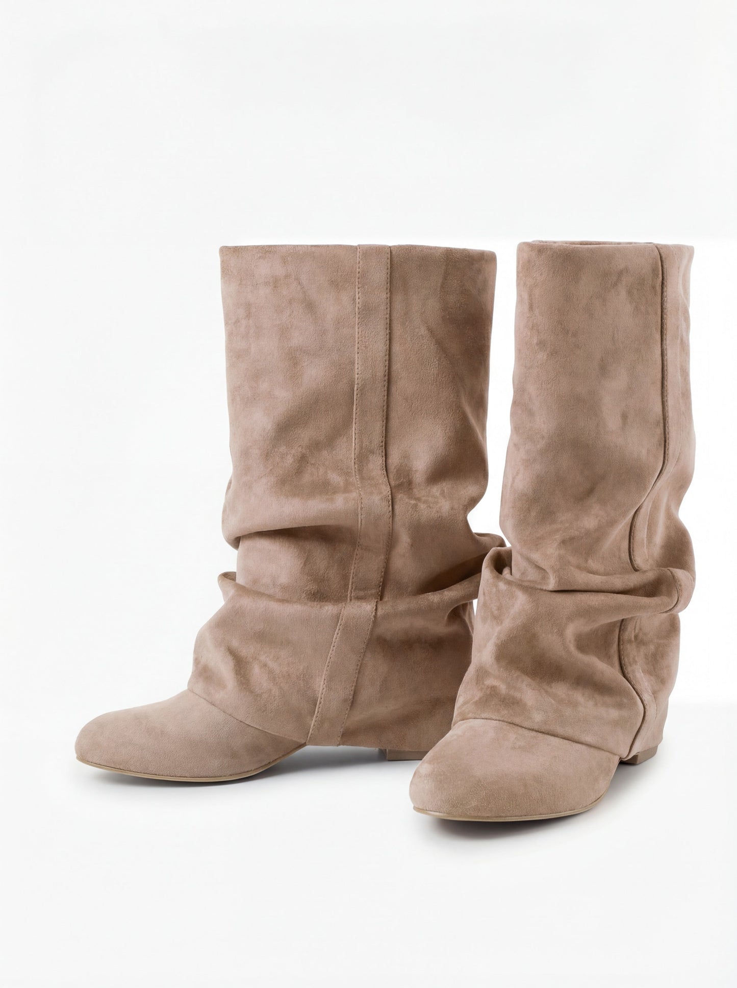 Stivali Emilia Slouchy in Camoscio – Beige